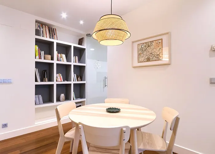 Vt Centrico Con Encanto Cerca De San Mames Appartement