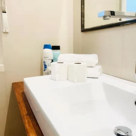 Vt Centrico Con Encanto Cerca De San Mames Apartament *